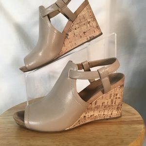 Life Stride “Harlow” open toed cork wedge sandal